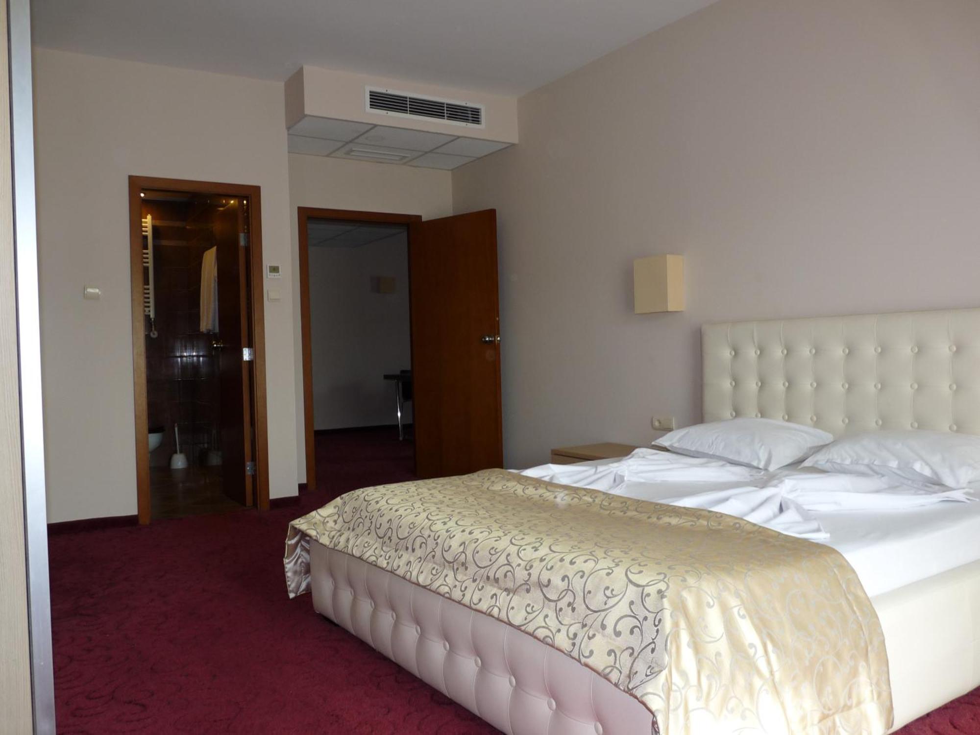 Hotel Allegra Balneo & Spa Aranyhomok Kültér fotó